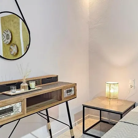 View Nest * Plaka (Milos)