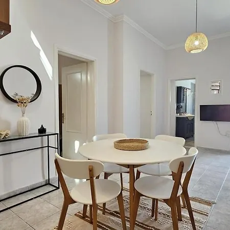 View Nest Apartment Plaka (Milos)